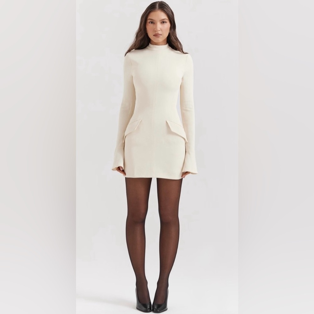 Elegant Cream Long Sleeve Dress